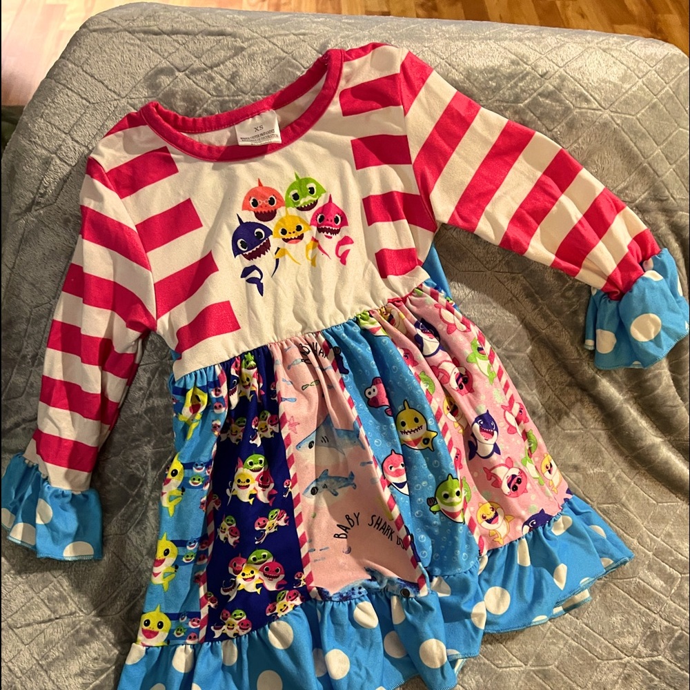 Baby shark dress
